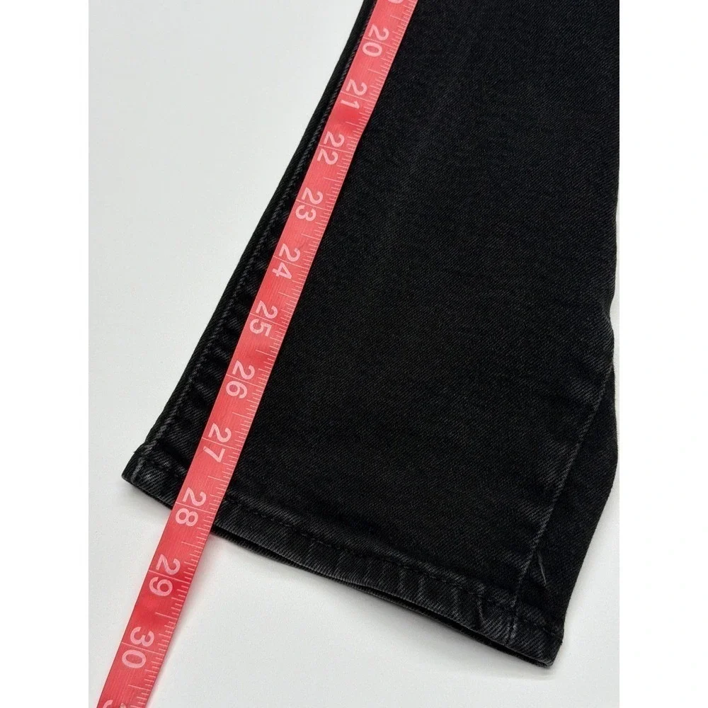Levis own piece